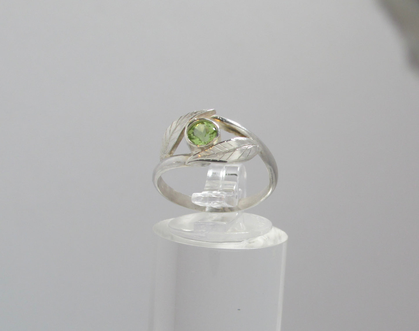 Whimsical Leaves Ring